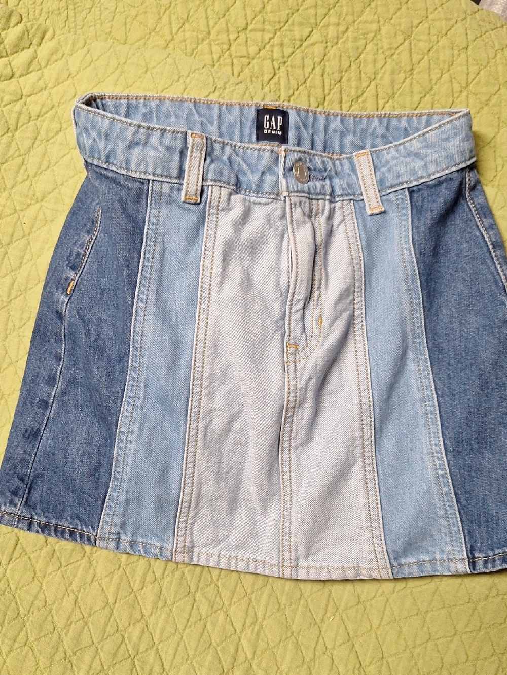 GAP Women's Colorblock Denim Mini Skirt - Light & Dark Blue Panels